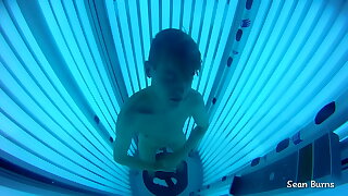 Crestfallen Musician readily obtainable the Basting Cubicle